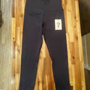 Zyia Navy Leggings- Size 6-8
